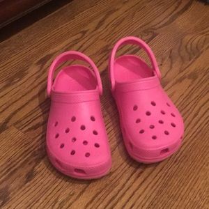 CROCS in neon pink. Size 7 women / size 5 men